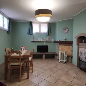 https://la-tavernetta-di-villa-candida.emilia-romagnahotels.net