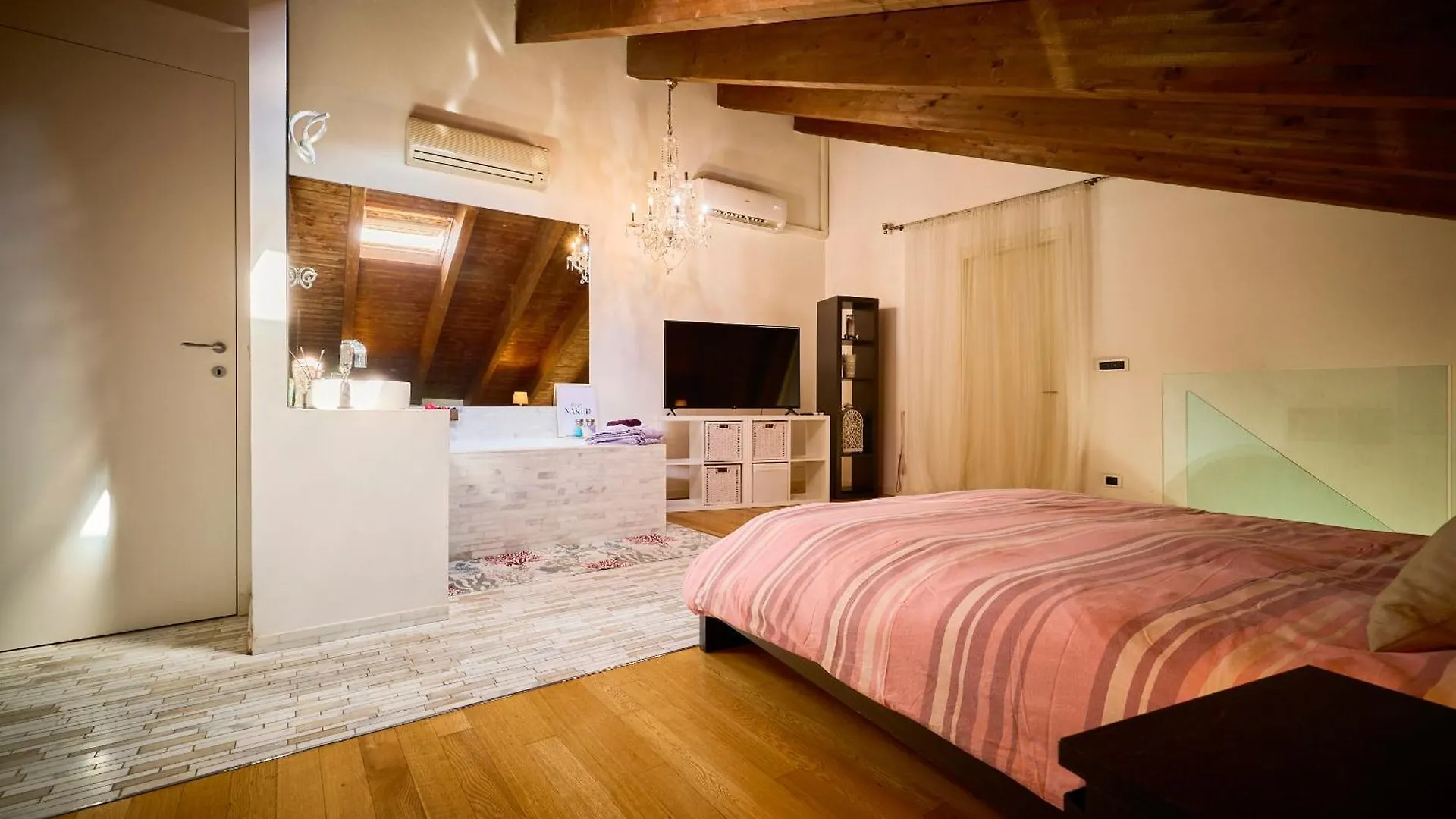 Luxy Appartment Close Navigli Milan