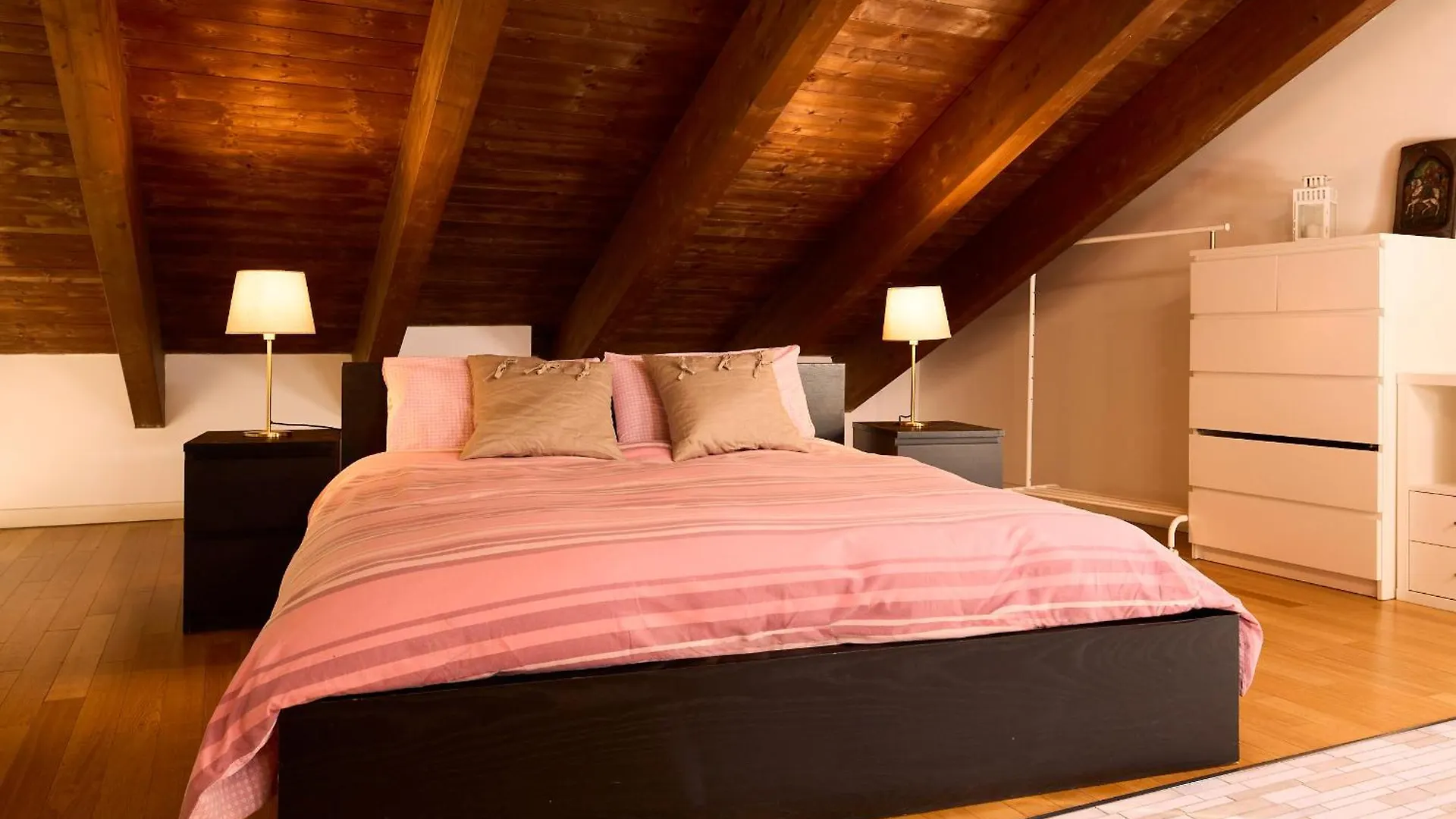 Apartment Luxy Appartment Close Navigli Milan
