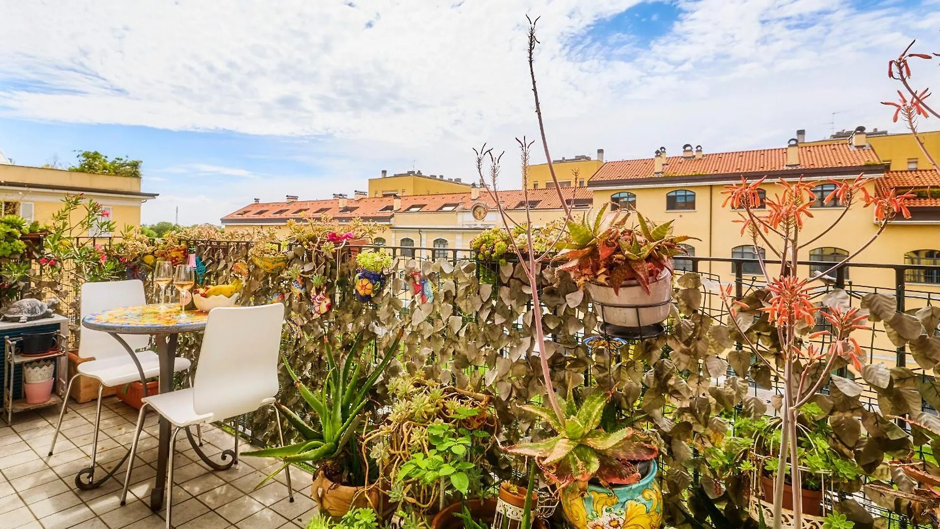Luxy Appartment Close Navigli Milan 0*,  Italy