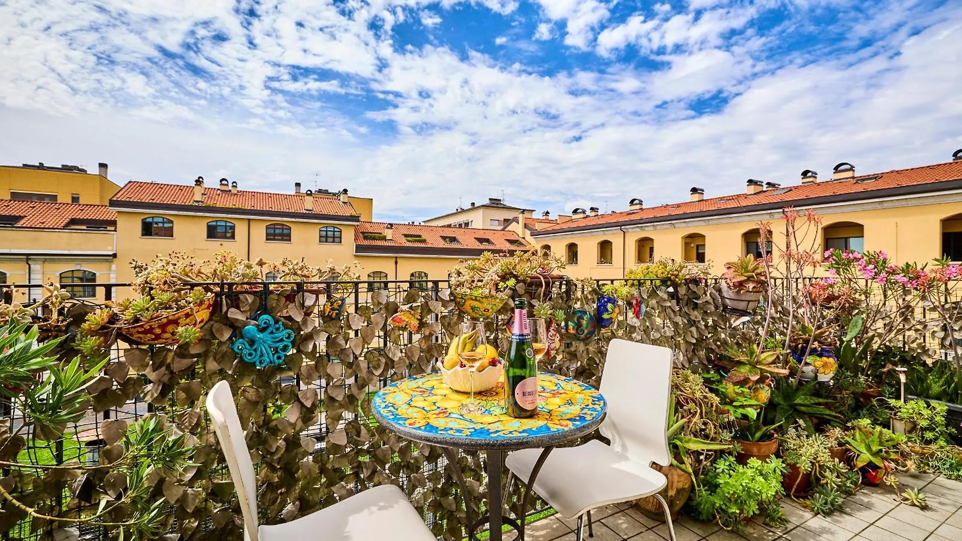Apartment Luxy Appartment Close Navigli Milan