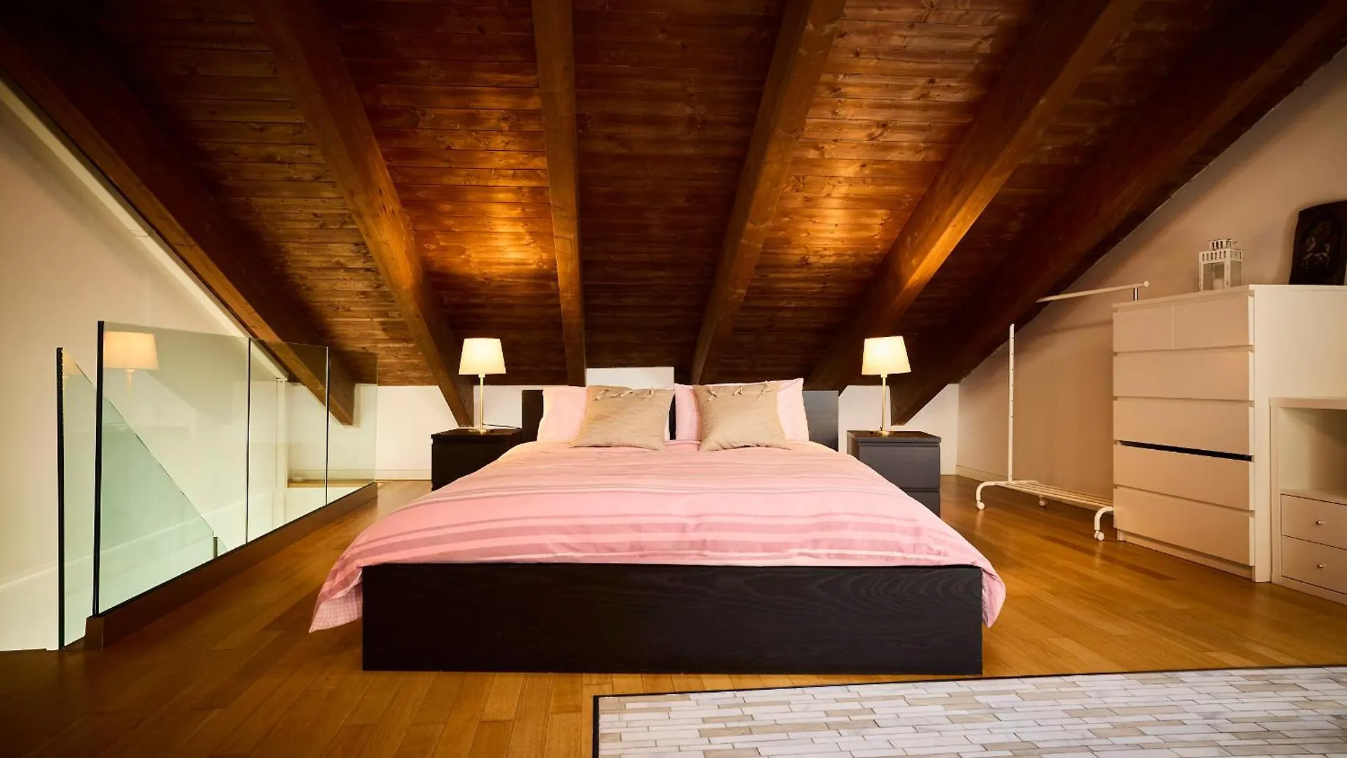 Luxy Appartment Close Navigli Milán Apartmán